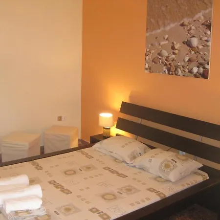 Helmos Hotel