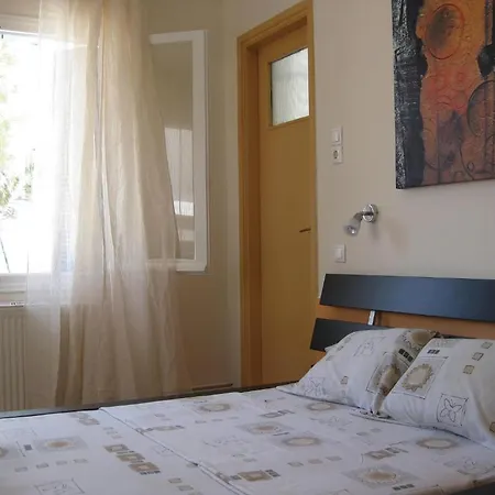 Helmos Hotel